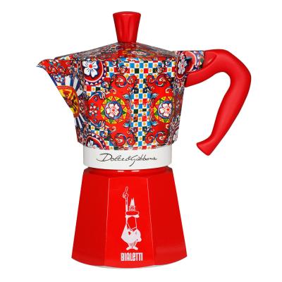 Гейзерная кофеварка Bialetti Dolce&Gabbana Moka Express на 6 порций Гейзерная кофеварка Bialetti Dolce&Gabbana Moka Express на 6 порций